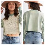 Buckle BKE Gimmicks Pieced Crochet Cropped Pullover Sweatshirt Size S Boho Chic Hippie Photo 1