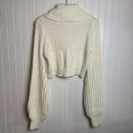 Judith March  ivory cropped balloon sleeve sweater fits like medium K19 Photo 4