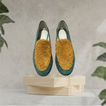 LOGO By Lori Goldstein LORI GOLDSTEIN Greer Green and Tan Loafers Suede Faux Fur Size 7 Preppy Casual Photo 0
