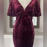Guess  Textured Bodycon Crushed Velvet Mini Dress in Wine Size 10 New Photo 10