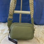 NWT SUGU Brooklyn Triple Zip Camera
Crossbody Bag Green Photo 1