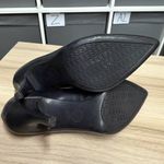 Michael Kors  Classic Pointed Toe Pumpe Black Women's Heels Photo 5