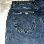 BDG Woman’s  Mom Frayed Hem Jeans Size 25 Photo 4