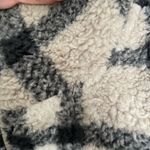 Koolaburra by Ugg  Plaid Soft Fleece Front Pouch Jacket XS Photo 3