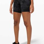 Lululemon Wunder Train High-Rise Short 6" Photo 0