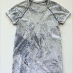 Lululemon athletica Swiftly Tech Short Sleeve 2.0 -Multi Dye -Size 8 Photo 1