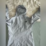 The North Face  Women’s Dryvent Rain and Windbreaker
Size XS Photo 5