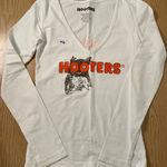 Hooters B16-46 Women’s Vintage Uniform Long Sleeve T Shirt Size Xs Photo 0
