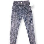 Zyia Stone Leopard Scrunchy Light N Tight 7/8 Leggings Photo 2