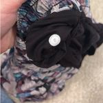 Lululemon Floral  Shorts Hotty Hot Photo 4