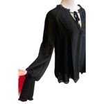 Ellen Tracy  Black Raglan Sleeve Smocked Trim Blouse Size Medium NWT Photo 3