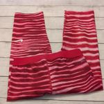 Nike  pro pink Capri leggings size Small Photo 2