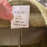 None Vintage green wool hat with gold brooches Photo 10