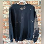 Gildan Black and Tan Graphic Sweatshirt Photo 1