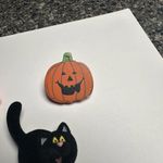 Halloween Autumn Brooch Pin Lot Of 3 Black Cat, Curved Pumpkin Jack O Lantern Photo 1