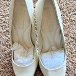 Charles and Keith  Ivory Cream Classic Neutral Leather Heels Womens 38 US Womens 8 Photo 0