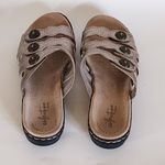 Clarks Laurianne Jade Sand Metallic Sandals Size 7½ Photo 5