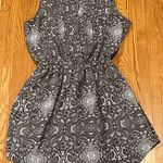 Gap  Printed Dress with Pintuck Detailing Split Neckline Elastic Waist Size Small Photo 0