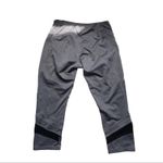 Reebok  Grey Capri Running Tights Small | Cropped Athletic Leggings Activewear Photo 6