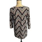 Free Kisses Maternity Chevron Patterned Women's Top - Black, White, Pink Photo 4