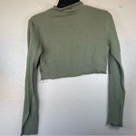 Pretty Little Thing Prettilittlething cropped long sleeve sweater SZ 6 Photo 3