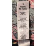 LuLaRoe ‎ Green Floral Women's Top Size S 29 1/2" Long x 20" Pit to Pit Photo 3