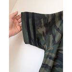 Forever 21 2/15 Women's Camo Baseball Jersey Green Short Sleeve Size Large Photo 5