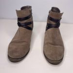 White Mountain  Jitter in Taupe Suede Leather Ankle Booties size 9.5 Photo 2