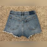 Abercrombie & Fitch Women’s  High Rise The Mom Short Distressed Jean Shorts Sz 26 Photo 3