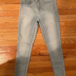 Gap Favorite Jegging Light Wash Blue Frayed Bottom Jeans Size 26 Photo 4