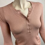 Intimately Free People One of the Girls Rose Mauve Henley Waffle Top Pink Size XS Photo 4