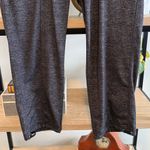 Athleta Mid-Rise Black Heather Metro Quest Capri Gym Yoga Fitness Pant 438861, S Photo 3