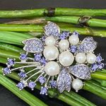 Vintage Unsigned Purple Lavender Rhinestones Pearl Flower Brooch Photo 0