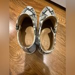 Naturalizer  Women's Black and White Snake Print Sneakers boots size 9W Photo 2