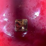 MCM  Glossy Red and Pink Tote patent leather. Clean inside. Shiny hardware. Photo 2