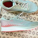 Saucony  Shoes Women’s Running  Photo 0