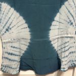 Chaser Flutter Sleeveā Blue and White Blouse with Tie Front Photo 4