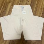 Aritzia pants Photo 0