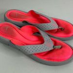 Nike Women’s Flip Flop Sandals Size 8 Photo 0