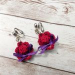 Vintage Clip On Earrings Knitted? Hat Dangle Red & Purple Photo 1