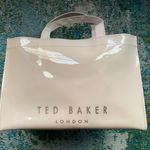 Ted Baker London nude medium PVC Icon bow tote bag Photo 4