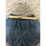 Smell The Roses  Blue Embroidered Shorts Size Large Floral Photo 6