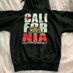Black Cali hoodie Photo 2