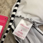 Xhilaration Black & White Ribbed Twist Front Bikini Top NEW Size XL Photo 10