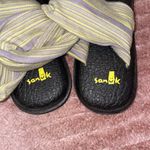 Sanuk  Women’s Yoga Sling Sandals with Yellow and Gray Stripes Photo 4