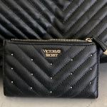 Victoria's Secret Victoria’s Secret VQuilted Shoulder Tote purse and wallet Photo 3