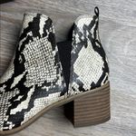 Dr. Scholl’s “Teammate” Snakeskin Print Booties Size 8.5 (run small like 7 Photo 10