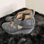 Fly London  Yogo Platform Wedge Leather  Criss Cross Strap Heels 38 7.5 Photo 2