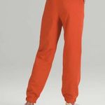 Lululemon Relaxed High-Rise Jogger
Canyon Orange Photo 0