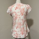 E & M Floral button front top Photo 7